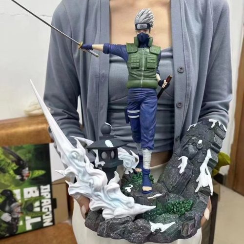 Mô hình Naruto Hokaghe Kakashi cao 35cm ngang 31cm nặng 2,5kg