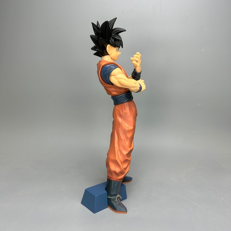 xr:d:DAGCBld2LIs:3,j:578011093358605052,t:24041014 Mô hình Songoku tóc đen áo cam cao 27cm nặng 500g - Fullbox