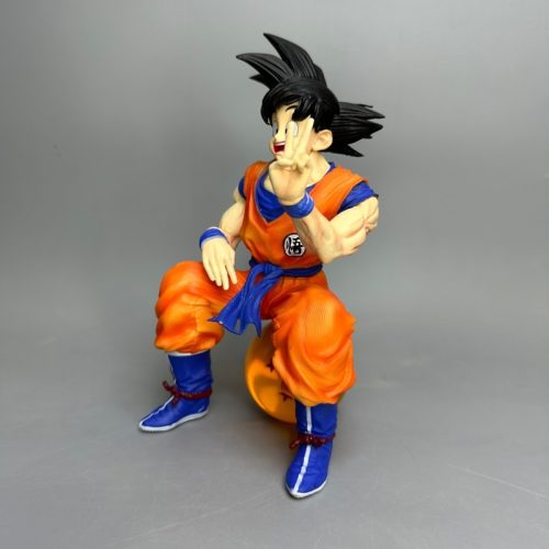 Mô hình Songoku ngồi trên ngọc rồng