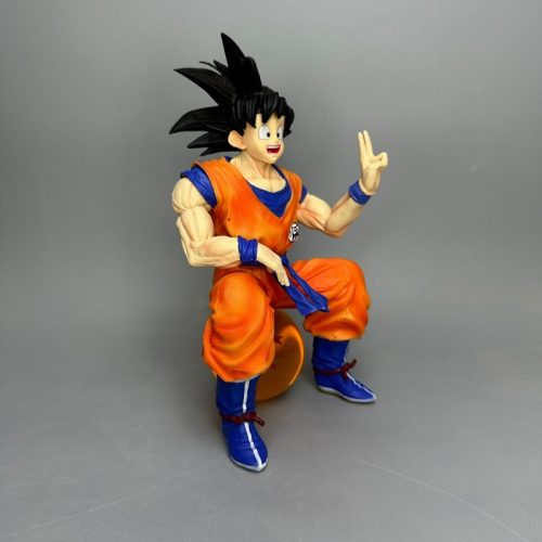 Mô hình Songoku ngồi trên ngọc rồng