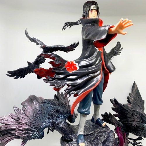Mô hình Naruto Itachi Akatsuki + 2 đầu thay thế cao 40cm rộng 30 cm nặng 2,5kg